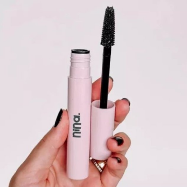 Máscara Cílios Alonga e Define Nina Makeup Pantenol - Image 3